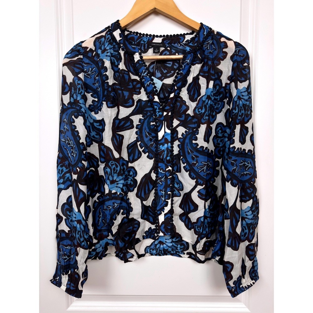 Ann Taylor Petite Paisley Bobble‎ Trim Blouse Night Sky Small Petite NWT - Picture 3 of 8